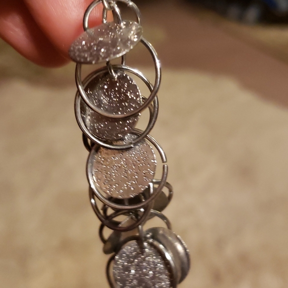 6 EARRING - Picture 5 of 8